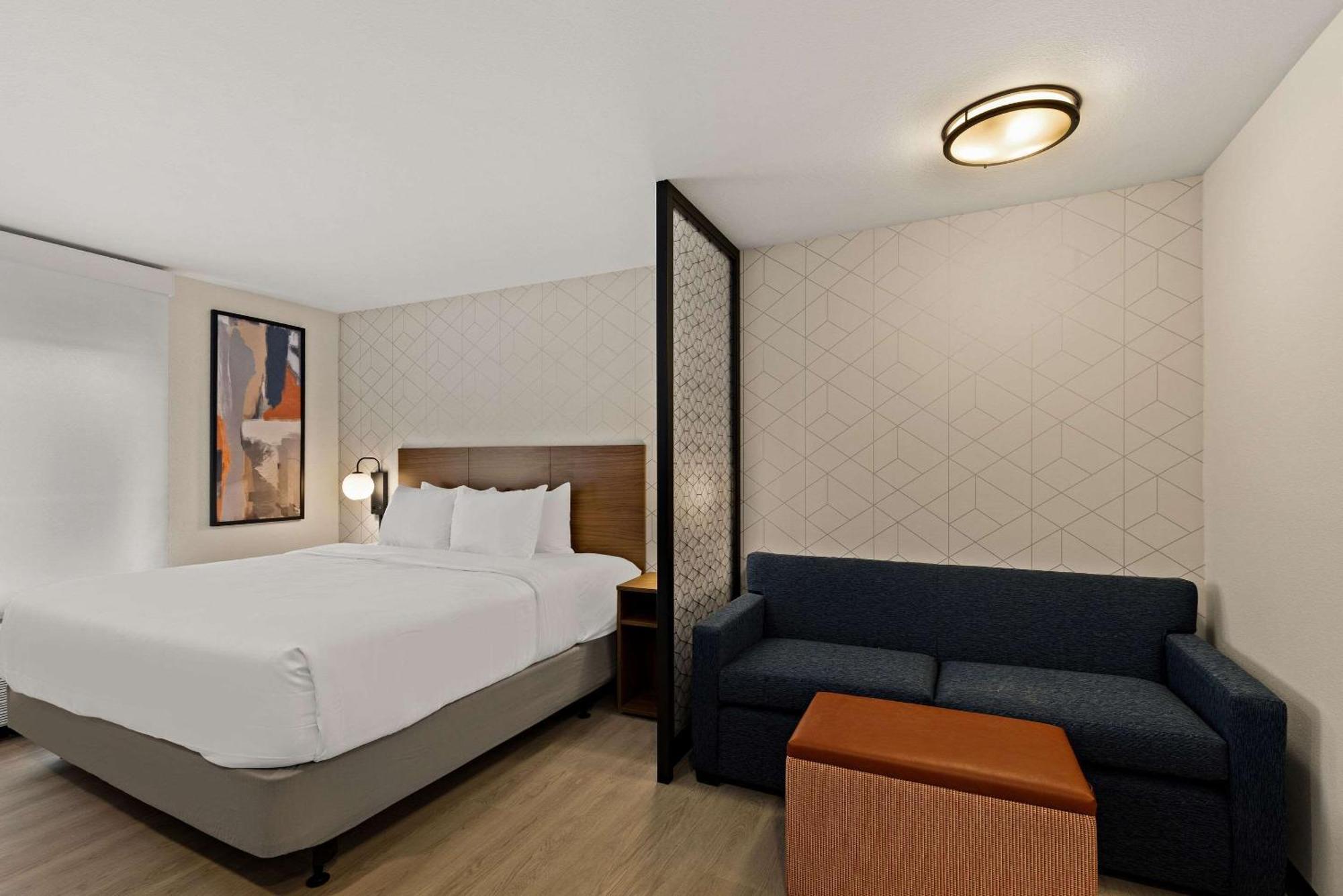 Everhome Suites Temecula Bagian luar foto