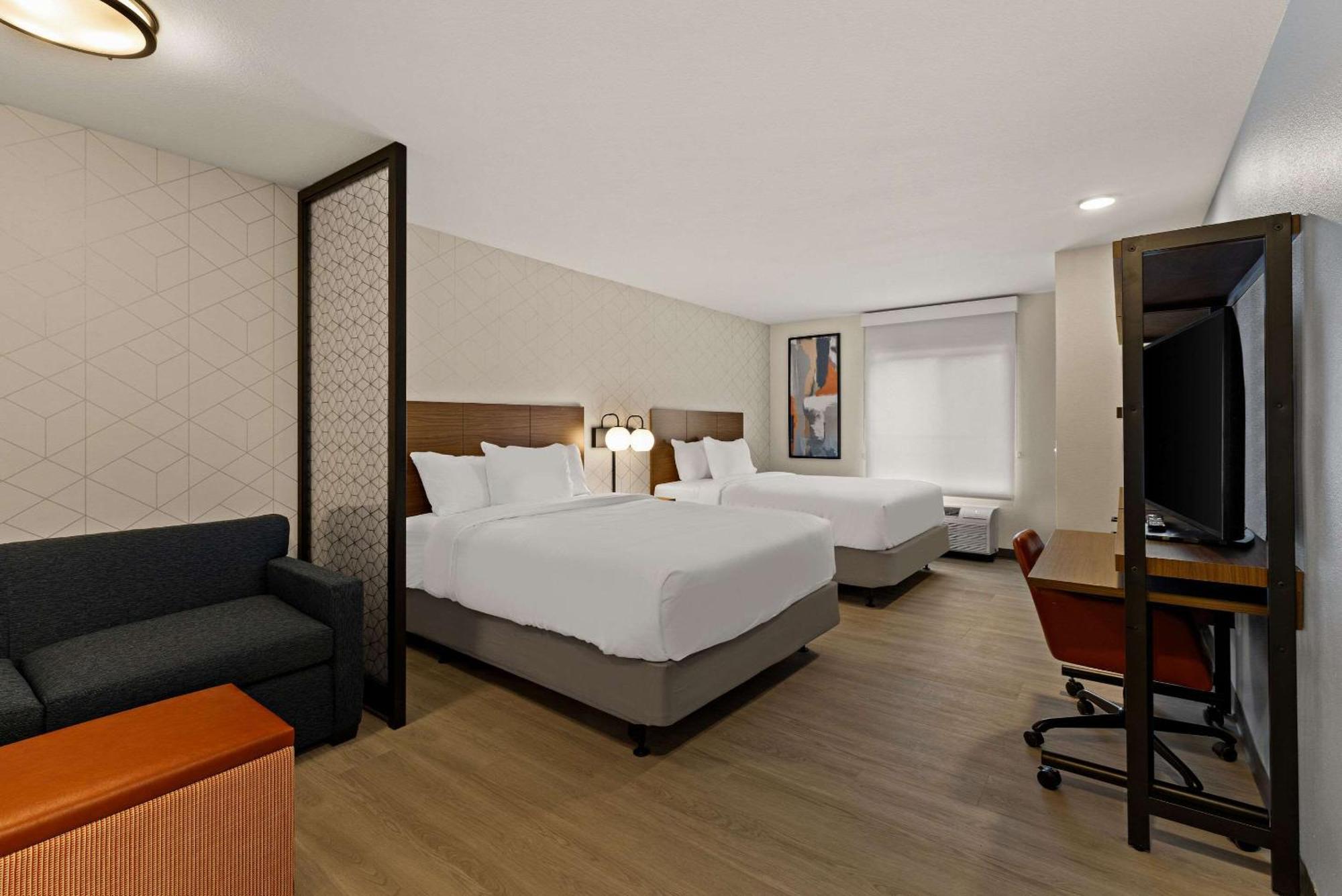 Everhome Suites Temecula Bagian luar foto